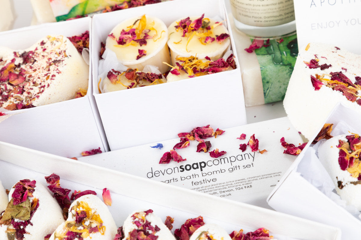 Frangipani & Rose Petal - Large Bath Bomb Heart